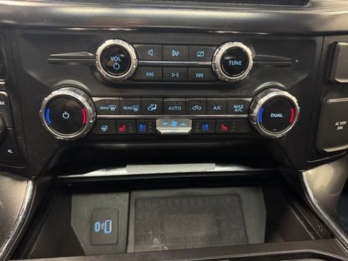 Used 2022 Ford F150 Lariat w/ Equipment Group 502A High image 23