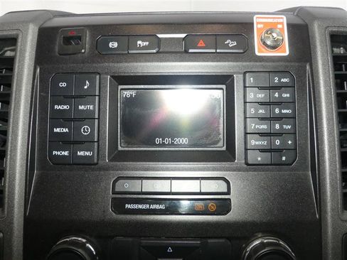 Used 2017 Ford F250 XL w/ Power Equipment Group AWD/4WD image 33