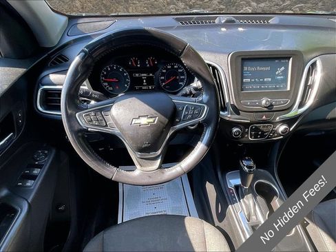 Used 2018 Chevrolet Equinox LT FWD image 5