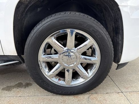 Used 2014 GMC Yukon Denali AWD/4WD image 54