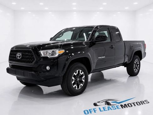 Used 2019 Toyota Tacoma TRD Off-Road AWD/4WD image 1