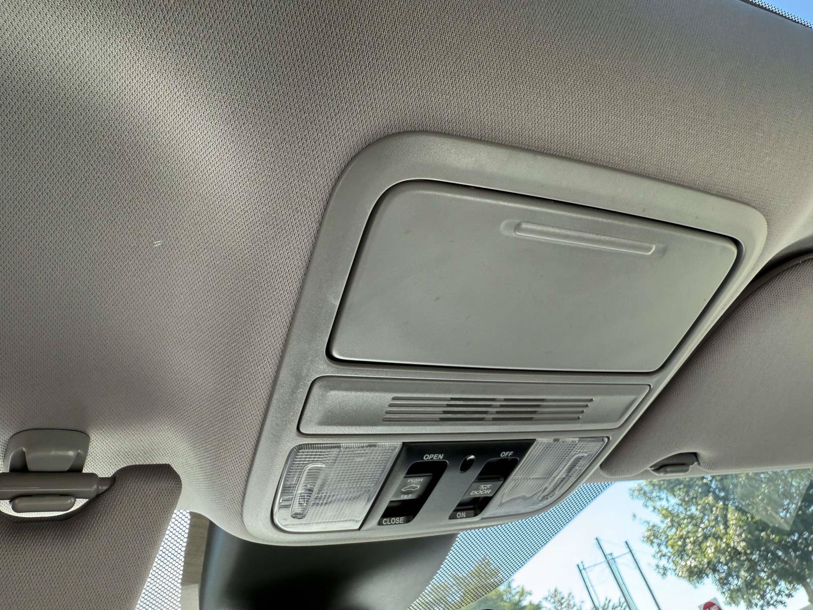 Certified 2024 Honda Odyssey EX-L image 26