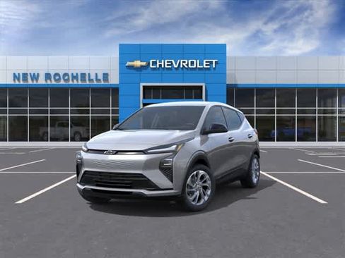 Used 2027 Chevrolet Bolt LT w/ Comfort Package FWD image 8