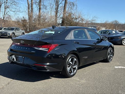 Used 2023 Hyundai Elantra Limited image 6