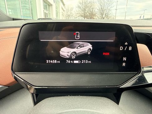 Used 2022 Volkswagen ID.4 Pro S w/ Gradient Package image 9