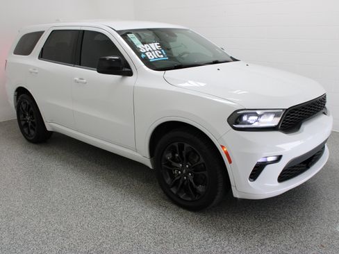 Used 2021 Dodge Durango GT w/ Blacktop Package RWD image 4