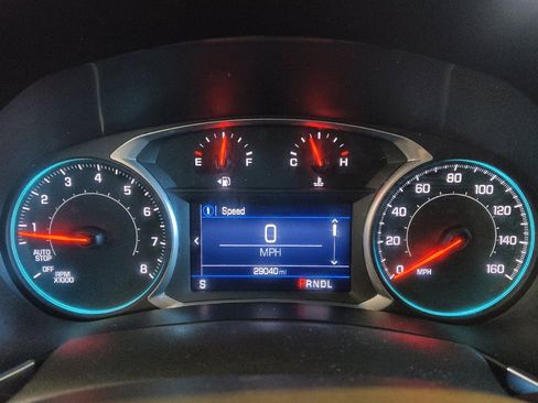 Used 2022 Chevrolet Equinox LS w/ LS Convenience Package FWD image 23
