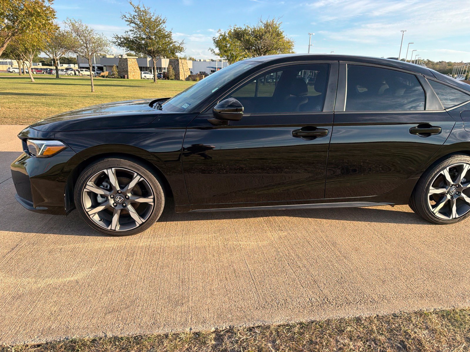 Used 2025 Honda Civic Sport Touring image 7