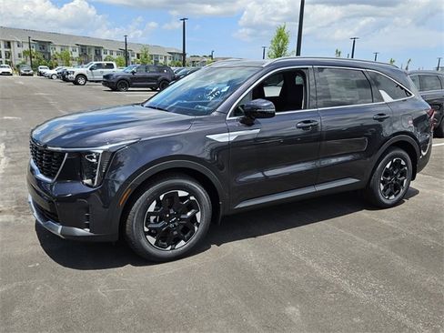 New 2025 Kia Sorento S w/ Panoramic Sunroof Package image 2