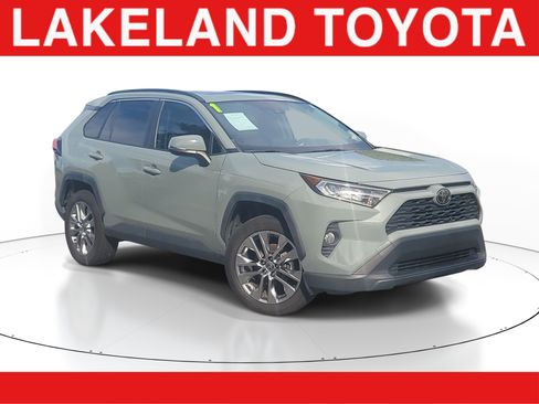 Used 2021 Toyota RAV4 XLE Premium FWD image 1