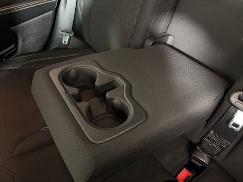 Used 2018 Jeep Compass Sport w/ Tech Group image 14