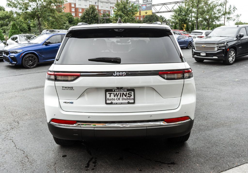 Used 2022 Jeep Grand Cherokee Limited 4xe w/ Luxury Tech Group II AWD/4WD image 38