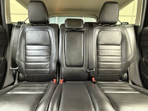 Used 2018 Ford Escape Titanium image 37