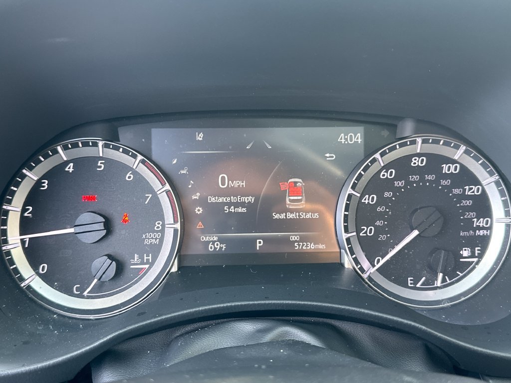 Used 2023 Toyota Highlander XLE AWD/4WD image 22