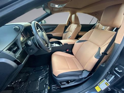 Used 2025 Lexus ES 350 w/ Premium Package FWD image 28