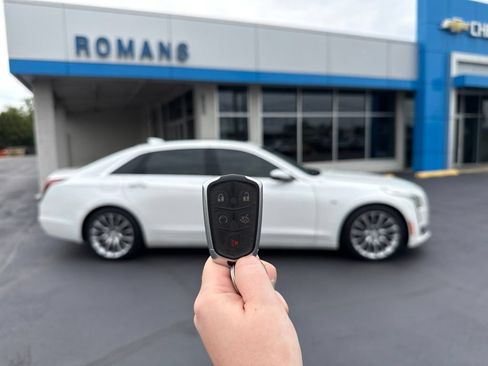 Used 2018 Cadillac CT6 Luxury AWD/4WD image 24