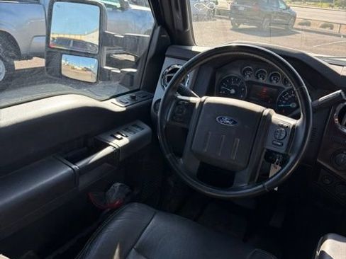 Used 2015 Ford F250 Lariat w/ Lariat Interior Package AWD/4WD image 10