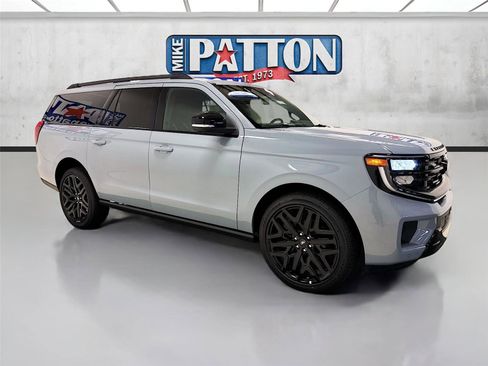 New 2026 Ford Expedition Max Platinum AWD/4WD image 1