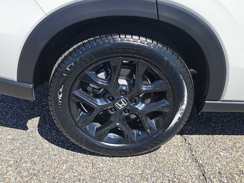 Certified 2025 Honda HR-V Sport image 9