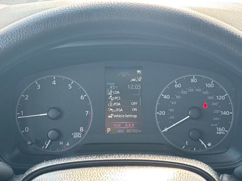 Used 2024 Toyota Corolla LE image 15