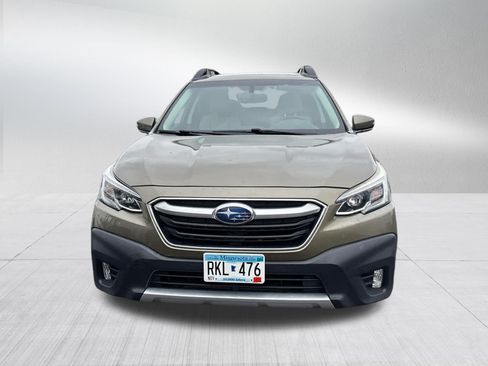 Used 2020 Subaru Outback Limited AWD/4WD image 3