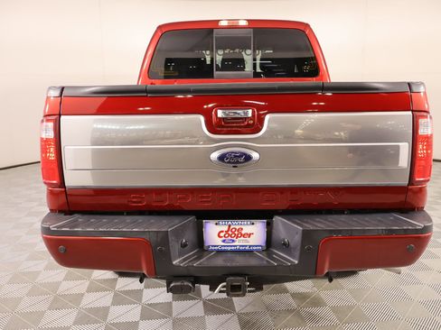 Used 2015 Ford F250 Platinum w/ FX4 Off-Road Package image 23