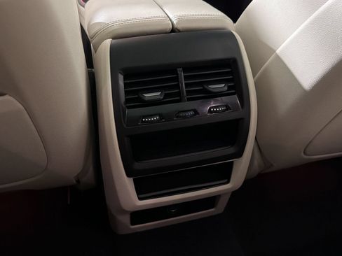 Used 2022 BMW X5 sDrive40i w/ M Sport Package RWD image 32
