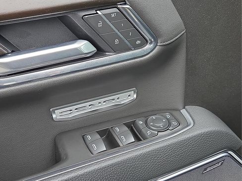 Used 2025 GMC Sierra 1500 Denali w/ Denali Reserve Package image 13