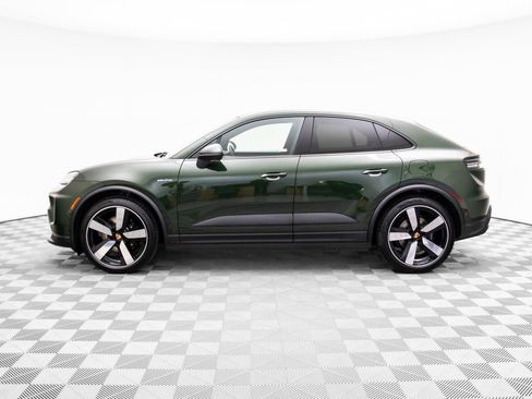 New 2025 Porsche Macan 4S Electric image 2