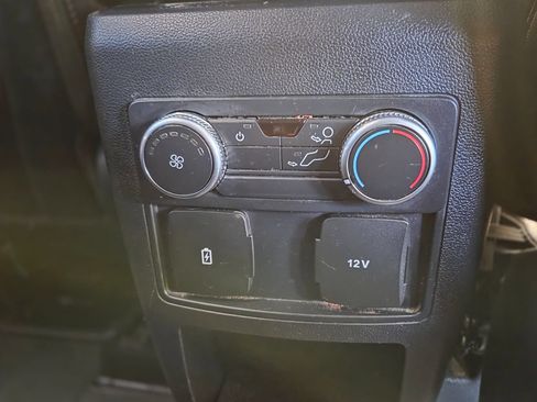 Used 2021 Ford Explorer XLT w/ Equipment Group 202A AWD/4WD image 37