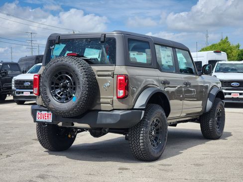New 2026 Ford Bronco 4-Door w/ Sasquatch Package AWD/4WD image 4