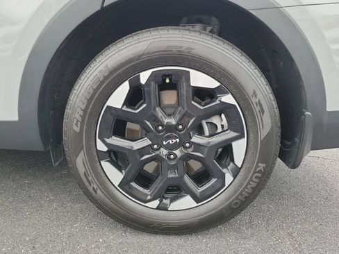 Certified 2024 Kia Sorento S FWD image 8