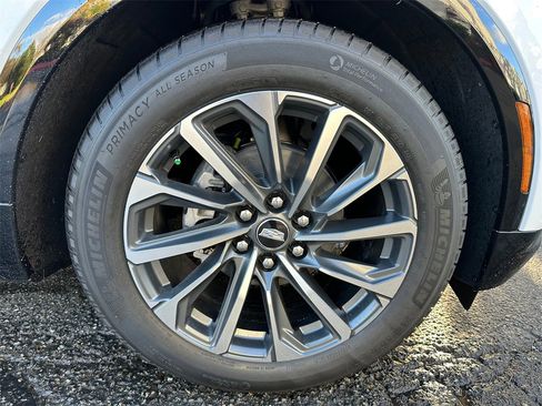 New 2026 Cadillac Lyriq Premium Sport image 9