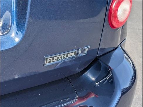 Used 2011 Chevrolet HHR LT image 18