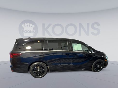 Used 2023 Honda Odyssey Sport image 12