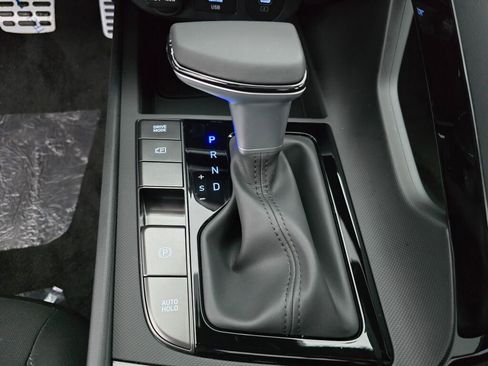 New 2026 Hyundai Elantra SEL Sport Premium image 32