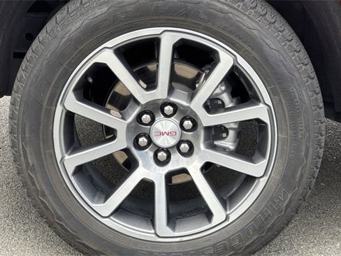 Used 2021 GMC Canyon Denali image 24