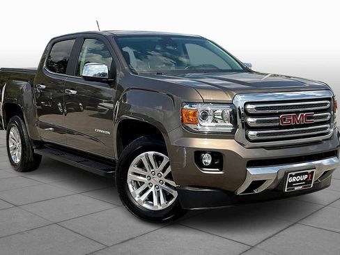 Used 2016 GMC Canyon SLT w/ Driver Alert Package image 2