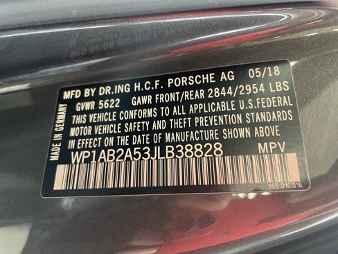 Used 2018 Porsche Macan S image 22