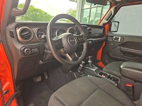 Used 2018 Jeep Wrangler Unlimited Sport S AWD/4WD image 31