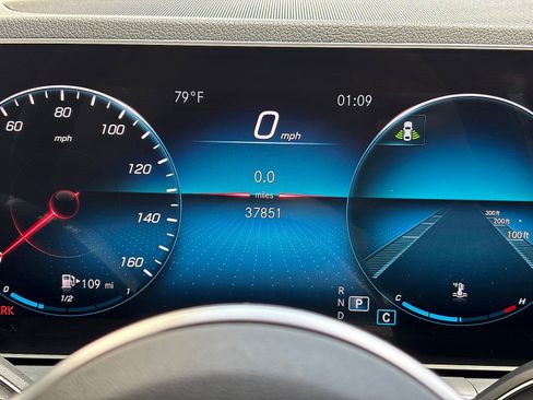 Used 2020 Mercedes-Benz GLE 350 4MATIC image 21