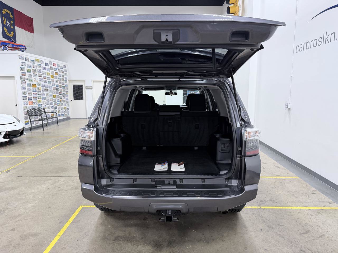 Used 2017 Toyota 4Runner SR5 RWD image 26