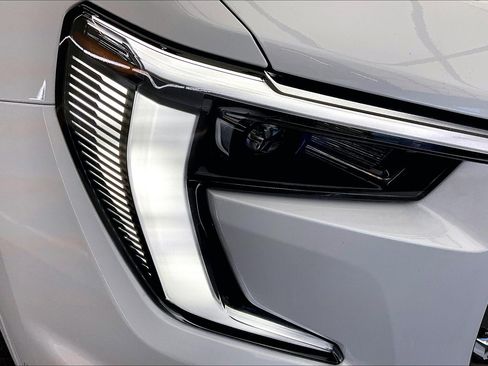 New 2026 GMC Acadia Denali w/ Super Cruise Package image 15