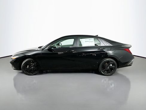 New 2026 Hyundai Elantra Sport FWD image 4