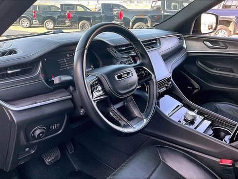 Used 2022 Jeep Grand Cherokee L Overland image 14