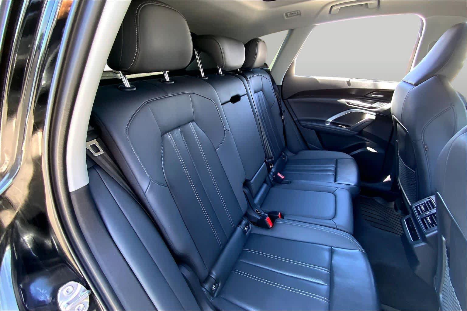 Certified 2025 Audi Q5 Premium Plus w/ Premium Plus AWD/4WD image 20