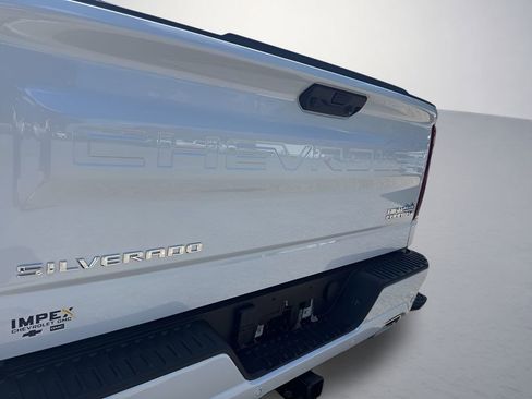 New 2026 Chevrolet Silverado 1500 High Country w/ Technology Package AWD/4WD image 38