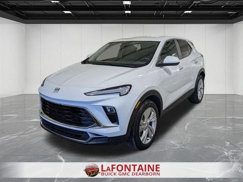 Certified 2025 Buick Encore GX Preferred FWD image 1