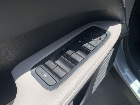 Used 2025 Lexus RX 350h w/ Convenience Package AWD/4WD image 15