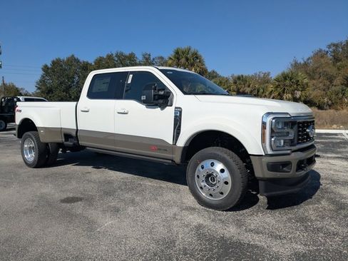 New 2026 Ford F450 King Ranch w/ FX4 Off-Road Package image 3